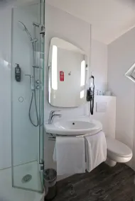 ibis Köln Centrum - Badezimmer
