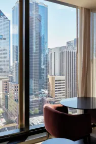 Quincy Hotel Melbourne - View from room
