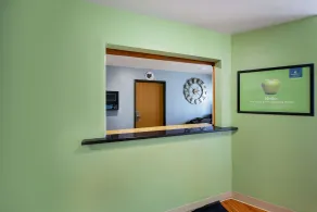 WoodSpring Suites Columbus Southeast - Hall