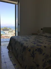 Pithaecusa - Zimmer