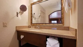 Best Western San Dimas Hotel & Suites - Salle de bain