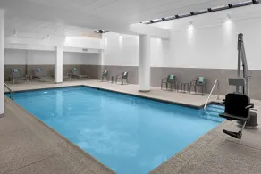 Courtyard by Marriott Pittsburgh University Center - Piscine
