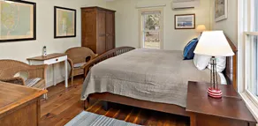 Inn at the Oaks - Room