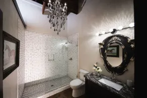 GunRunner Boutique Hotel - Salle de bain