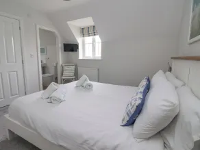 Flip Flops - Room