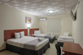 Hotel Windsor Plaza - Room