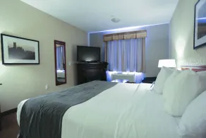 Lakeview Inns & Suites - Fort Nelson - Rom