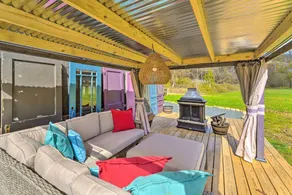 Colorful Bakersville Cottage: Views, Pets Allowed! - Interiør