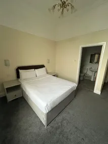 The Grand Hotel - Chambre