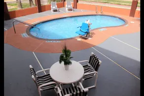 Texas Inn & Suites McAllen at La Plaza Mall and Airport - Piscine