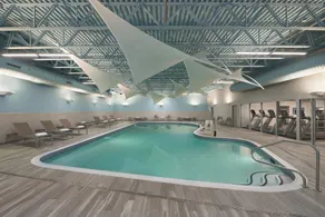 Courtyard by Marriott Oshawa - Piscine