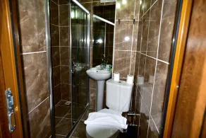 Hotel Han - Bathroom