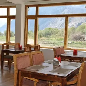 Sky View Resort - Restaurant