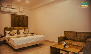 GOLDEN VISTA RESORT - 10 Minute From Mayapur Temple - Habitación