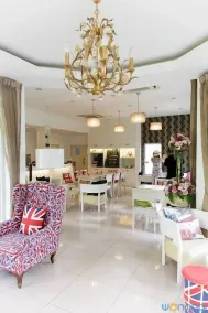 The Pacific Cool Chic - Hall