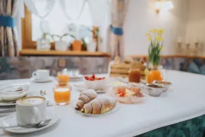 Residence Obermoarhof - Family Apartments with Pool & Playground - Restaurant