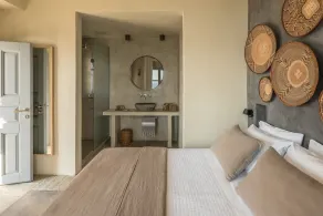 Verina Astra - Room