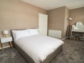 Number 7 - Værelse
