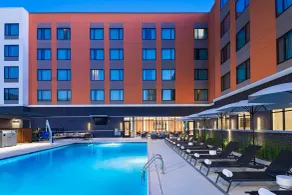 AC Hotel by Marriott Waco Downtown - Piscine