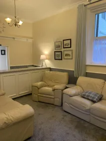 The Capri Guesthouse - Reception