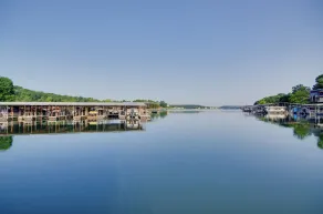Pool & Lake Access! 3rd-Floor Osage Beach Retreat - Intérieur
