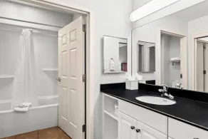 MainStay Suites Roanoke Airport - Salle de bain
