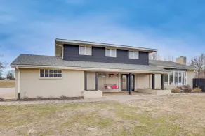 Home w/ Pickleball Court, 3 Mi to Nevada Speedway! - Interior