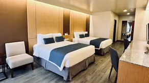 West Plaza Hotel at Lebuu Street - Room
