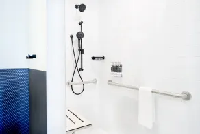 Hyatt Centric Downtown Denver - Bathroom