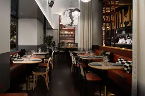 QT Newcastle - Restaurant