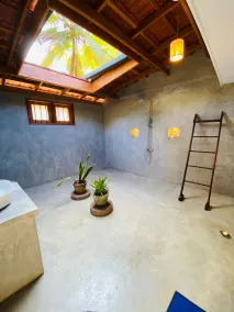Happy Valley Residence - Bad