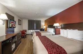 Red Roof Inn & Suites Hermitage - Chambre