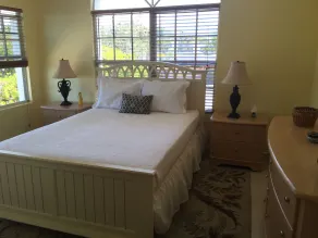 Breezy Palms Villa - Habitación