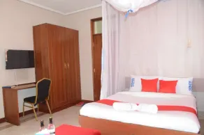 HOTEL SENATE JUJA - Zimmer