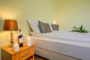 Confero - Room