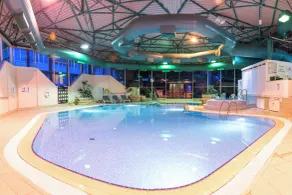 Holiday Inn Maidenhead Windsor by IHG - Piscina