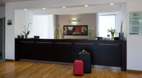Garden Hotel - Réception
