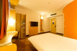 Ibis Dongguan Qifeng Park Metro Station - Room