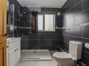 Lillieput Lodge - Bathroom