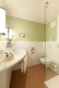 ibis München City Süd - Bathroom