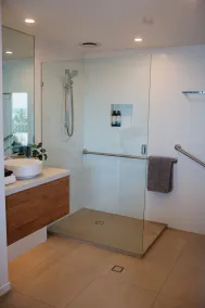 Experience Coastal Bliss at Baywatch - Short or Longer Terms Available! - Badezimmer