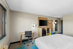 Days Inn & Suites by Wyndham Des Moines Airport - Værelse