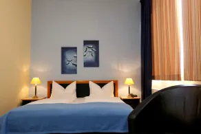 Hoteltow - Room