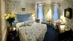 Swiss Hotel - Room