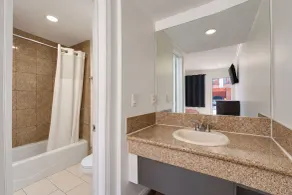 Royal Inn Motel, Compton CA - Badezimmer
