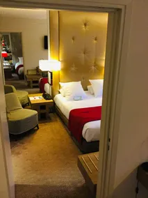 Hôtel Mermoz - Værelse