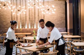 The Teak Hotel - Restaurant