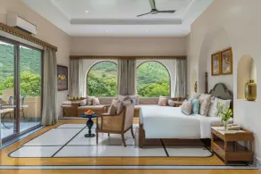 Dev Bagh Luxurious Private Suites - Room