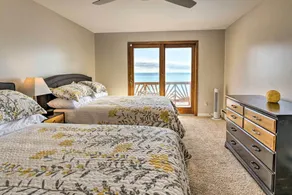 Anchor Bay Getaway on Lake St Clair With Dock! - Room