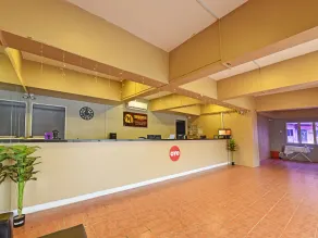 OYO 90559 Ummul Motel C Mart - Reception